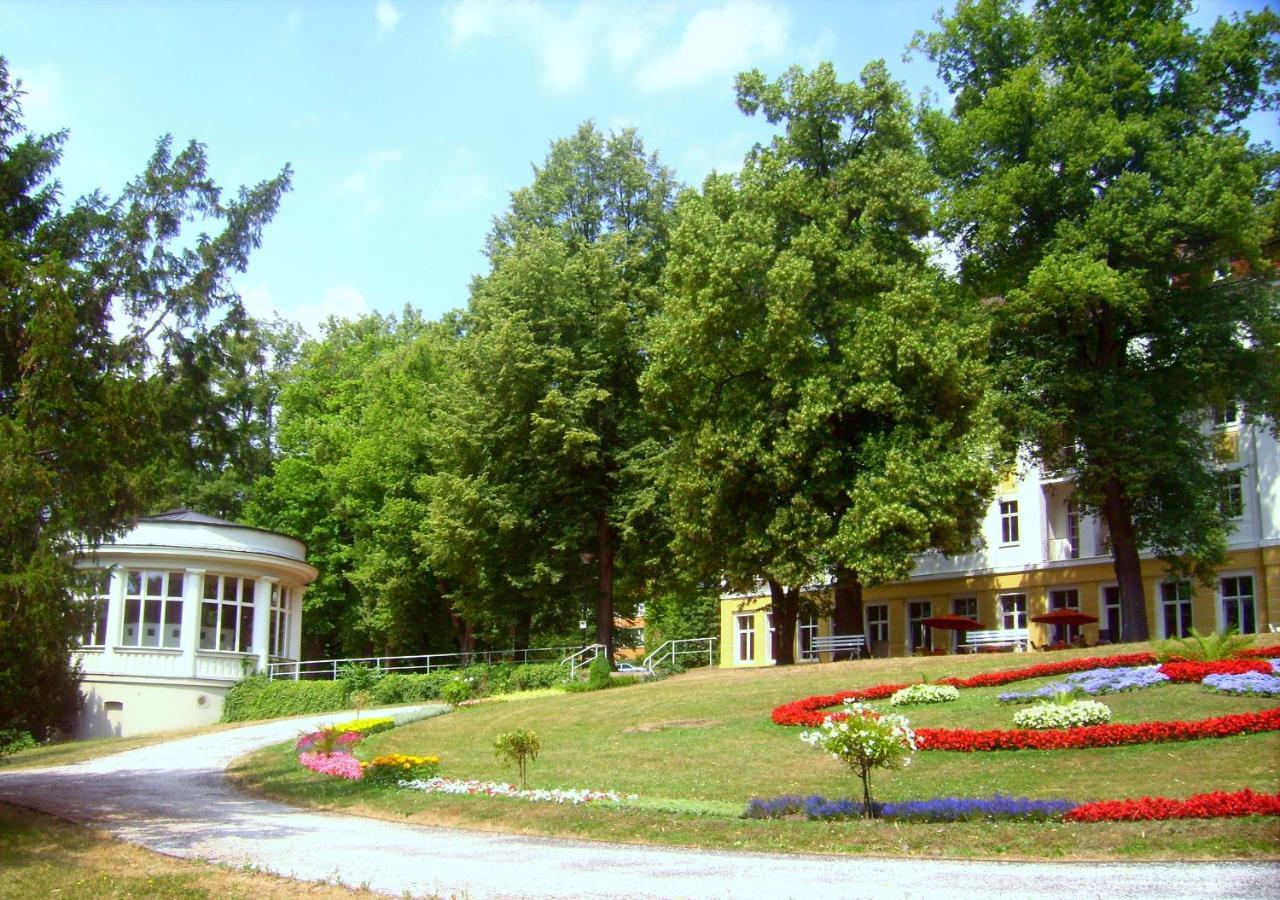 Kulturhotel Kaiserhof Bad Liebenstein Exterior photo